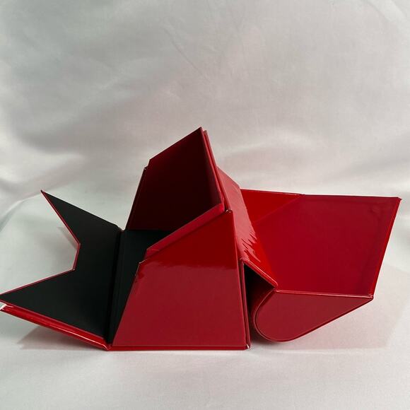 YSL Yves Saint Laurent Red Chevron Quilted Clutch Counter Display New - Picture 4 of 12